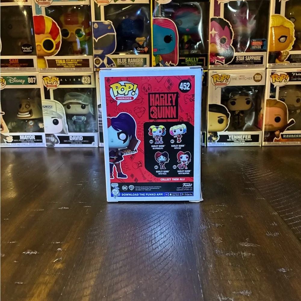 Funko Pop! DC Heroes Harley Quinn with Pizza #452